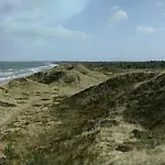 4 Person In